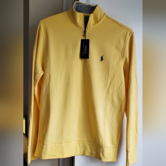 Small size . 1/4 Zip long sleeve sweater - Picture 3 of 4